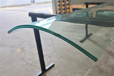 Vidro laminado temperado curvo