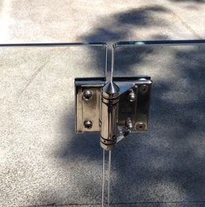 glass hinges for pool fence