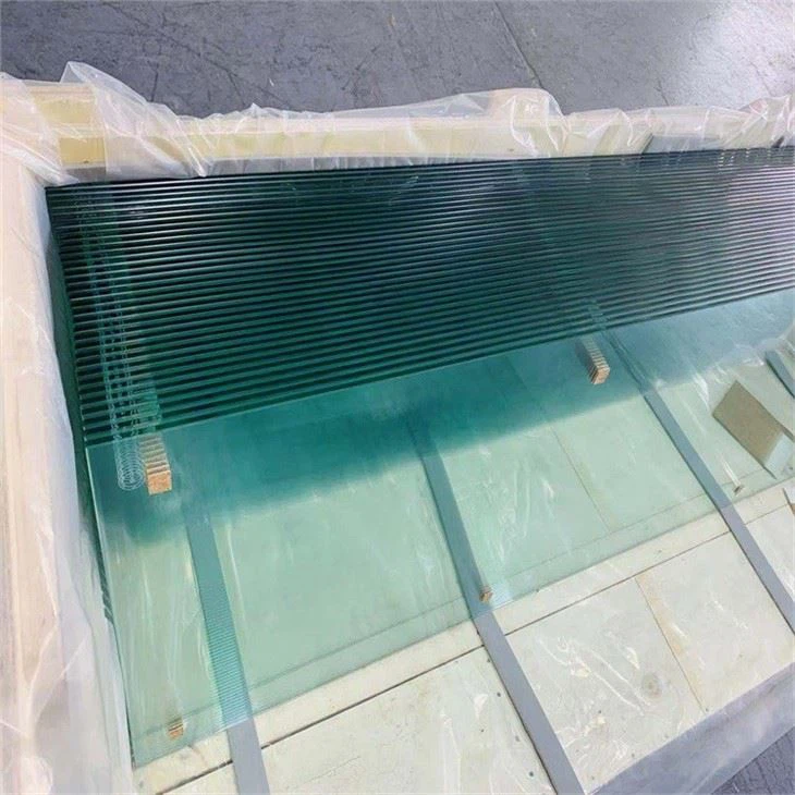 Clear Glass Blinds